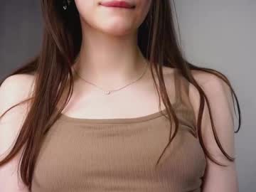 webcam girl merylblackhurst live cam image #12408375