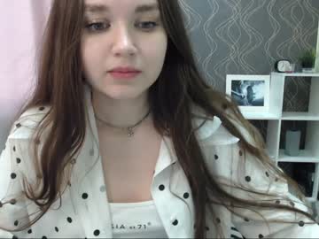 webcam girl carmel_lurie live cam image #24772