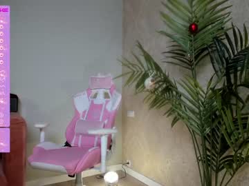 webcam girl lili_01 live cam image #4432642