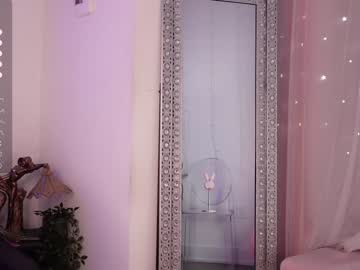 webcam girl mysticxkitty live cam image #9403595