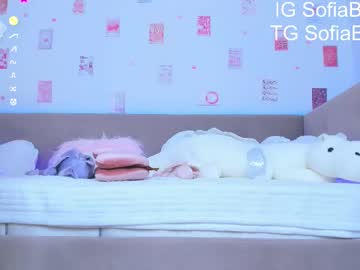 webcam girl sofiabrookss live cam image #12934657