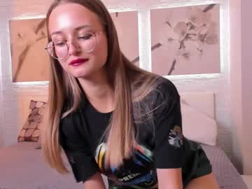 webcam girl tiffanyhunt live cam image #10677709