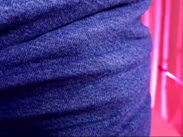 webcam girl aveksmr live cam image #5472974