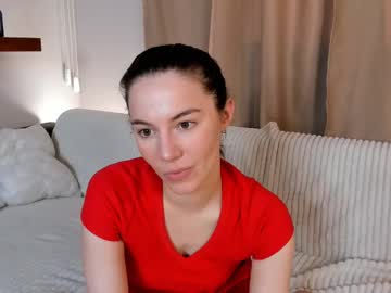 webcam girl harrietheston live cam image #12562906