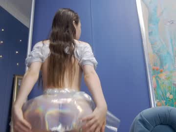 webcam girl kriskras__ live cam image #6659399