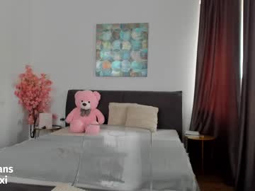 webcam girl doll_lexi live cam image #6834003