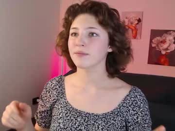 webcam girl cherry_lea_ live cam image #7238528