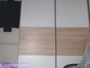 webcam girl alycetn live cam image #2585142