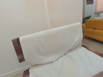 webcam girl ehotlovea live cam image #3835072