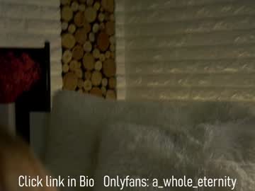 webcam girl a_whole_eternity live cam image #12827594