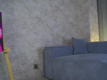 webcam girl lorettadunnell live cam image #12494677