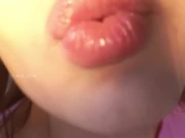 webcam girl naive_love live cam image #11950548