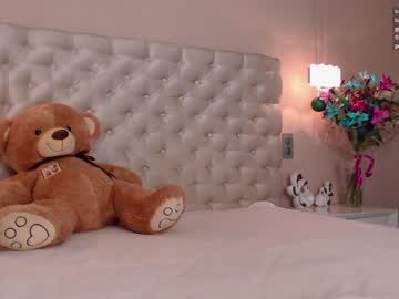 webcam girl cherry_beauty live cam image #1200220