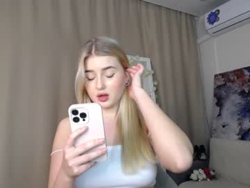 webcam girl cute18cute live cam image #1874639