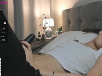 webcam girl more_wine_here_sweetie live cam image #7890640
