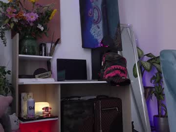 webcam girl beyllove_d live cam image #4871770