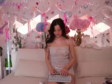 webcam girl taanni_bc live cam image #9730280