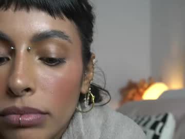 webcam girl kaligray10 live cam image #12841097