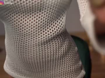 webcam girl chillwithkira live cam image #7048462