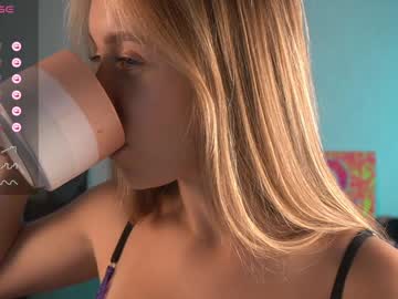 webcam girl 2girls_1dream live cam image #10795767