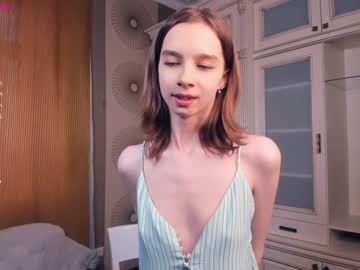 webcam girl happiness_call live cam image #5383298