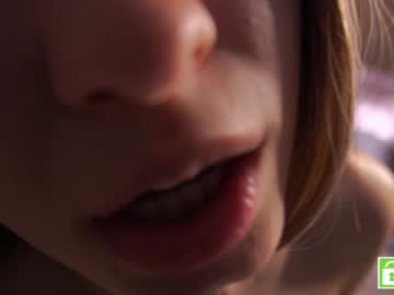 webcam girl checkmypeach live cam image #12211308