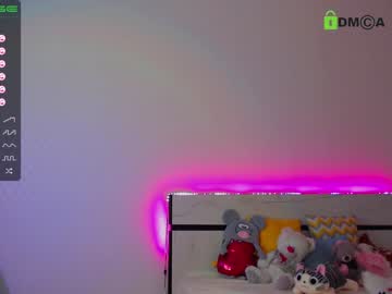 webcam girl princess_lolli live cam image #3580284