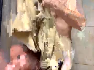 webcam man wentbrokeonstrippers live cam image #12851733