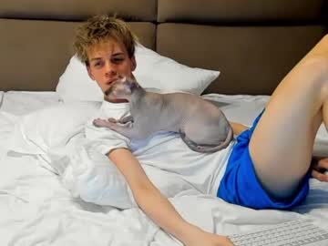 webcam man lanny_fandi live cam image #9216159