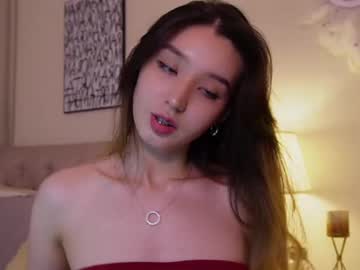 webcam girl sarasuo live cam image #10010552