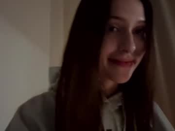webcam girl catherenee live cam image #12999681
