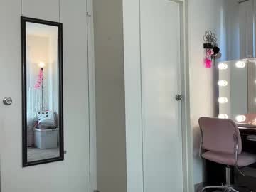 webcam girl gigglygianni live cam image #11239853