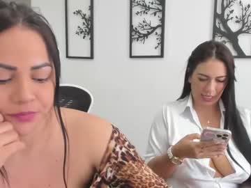 webcam couple emillybrowm live cam image #1331601