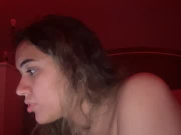 webcam girl daisycremm live cam image #9406395