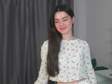 webcam girl lucky_forme live cam image #12008191