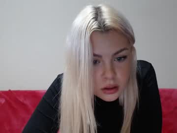 webcam girl bonieblue live cam image #4273862