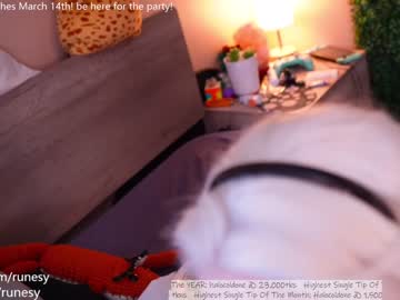 webcam girl runesy live cam image #5287479