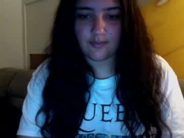 webcam girl guccimycucci live cam image #5365000