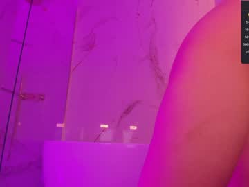 webcam girl love_you_to123 live cam image #8329771