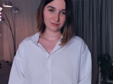 webcam girl ainsleyblumer live cam image #8406576