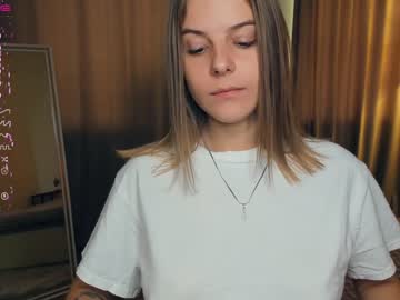 webcam girl erline_may live cam image #9295742