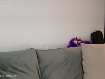 webcam girl kara_h live cam image #11365767