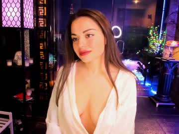 webcam girl alma_pearl live cam image #5355631