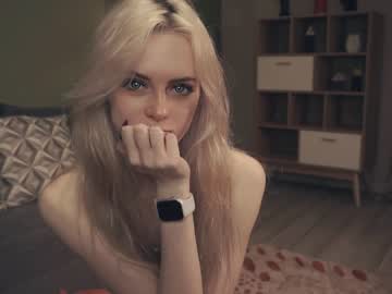 webcam girl audreycarvin live cam image #8754923