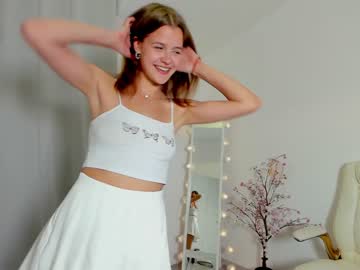 webcam girl eli_sun live cam image #3590821