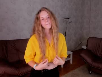 webcam girl nataly_hello live cam image #7714550