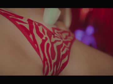 webcam girl rougeoud live cam image #8161176