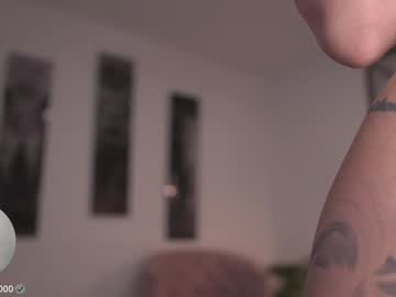 webcam girl laura_roldan live cam image #10021123