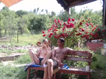 webcam couple danamily live cam image #2661026