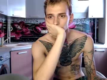 webcam couple bee_sting live cam image #3628495